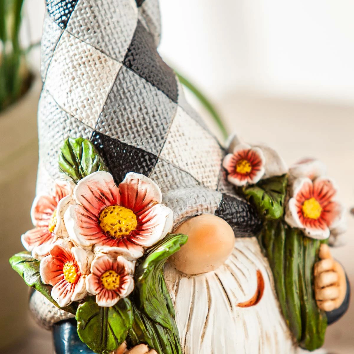 Promo 🎁 Lawn & Garden Decor Evergreen 8in. Gnome With Red Flower Garden Statuary ❤️ - Image 2